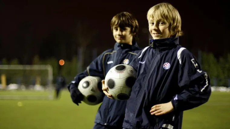 Dinamov dragulj priključen prvoj momčadi