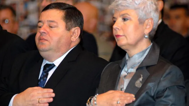 Kosor nahvalila samu sebe