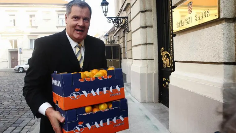 Jambo: Nema toga kojem ja nisam sredio doktora