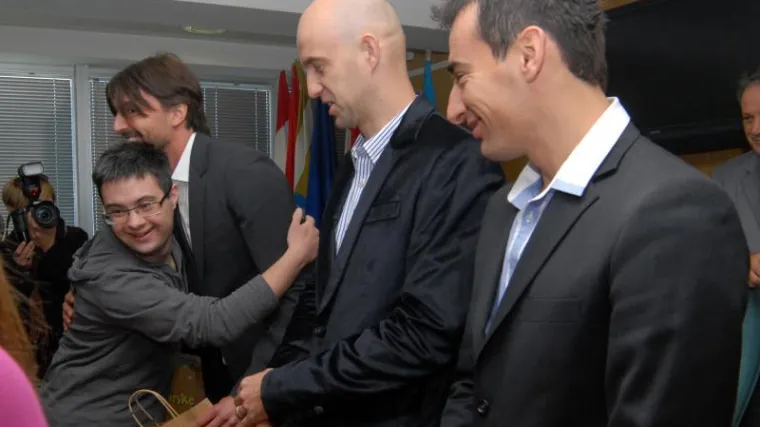 Vukovarska djeca rasplakala tenisače