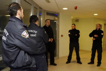 Žestoki sukob zaštitara Ministarstva i Ingre