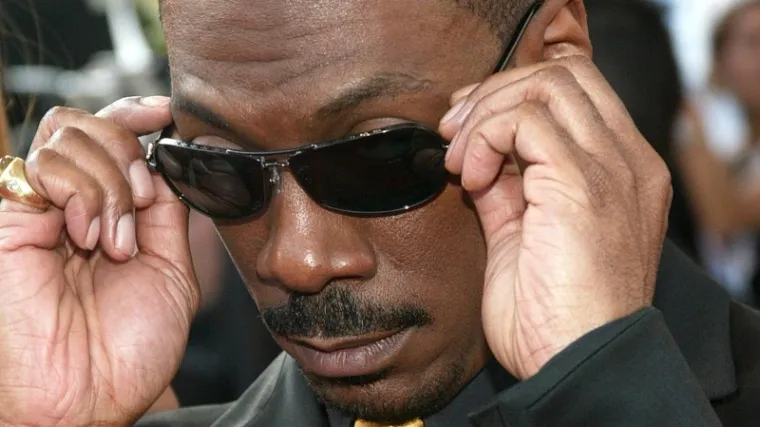 Eddie Murphy će umrijeti ako ne ušuti!