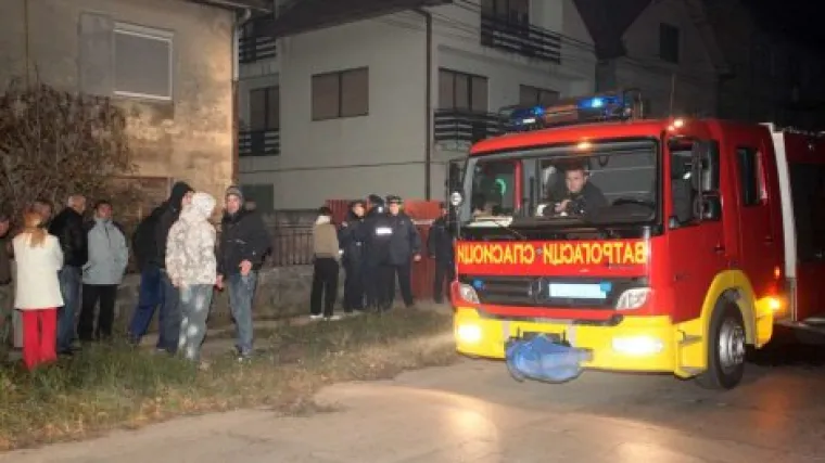 Ubila muža i 'okovala' ga pur pjenom