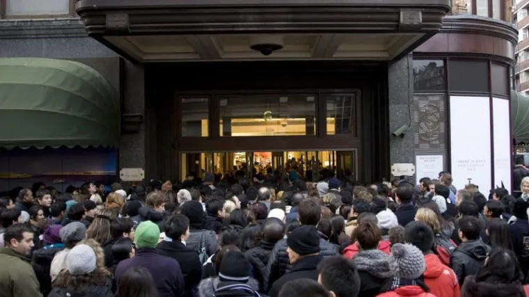 Koliko ćemo potro&scaron;iti na božićnu kupnju?