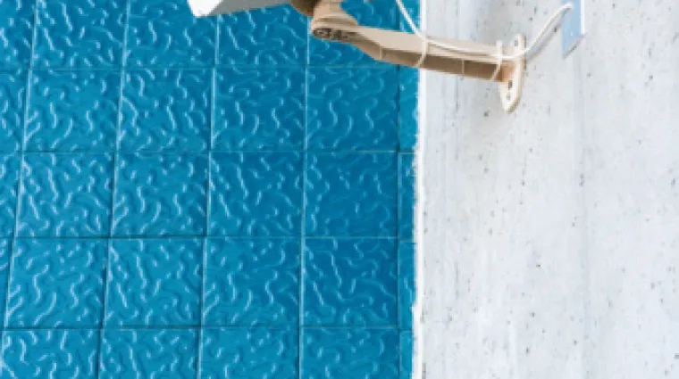 Postavio kamere u WC i snimao genitalije dječaka