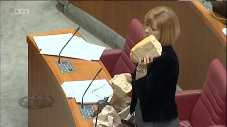 Nije lako biti saborski zastupnik!