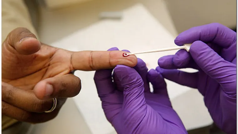 HIV pozitivan par osuđen zbog 'zabave' u bazenu