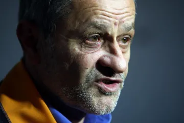 Vandali napali Lesarove laburiste