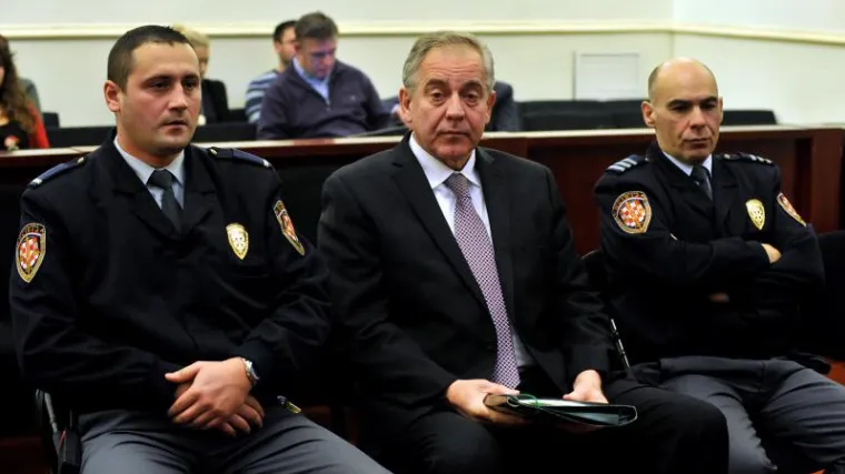 Sanader: Nisam ni tražio ni primio mito!