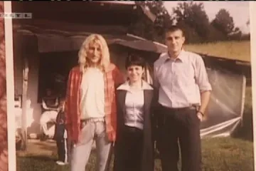 Transvestit Slobodan ima i penis i maternicu