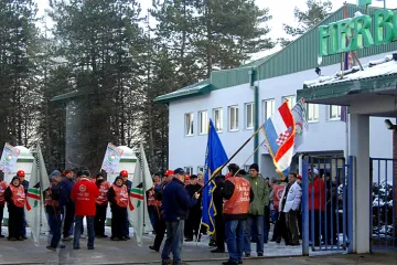 Siščani poručuju: Naš grad rada postao je grad jada!
