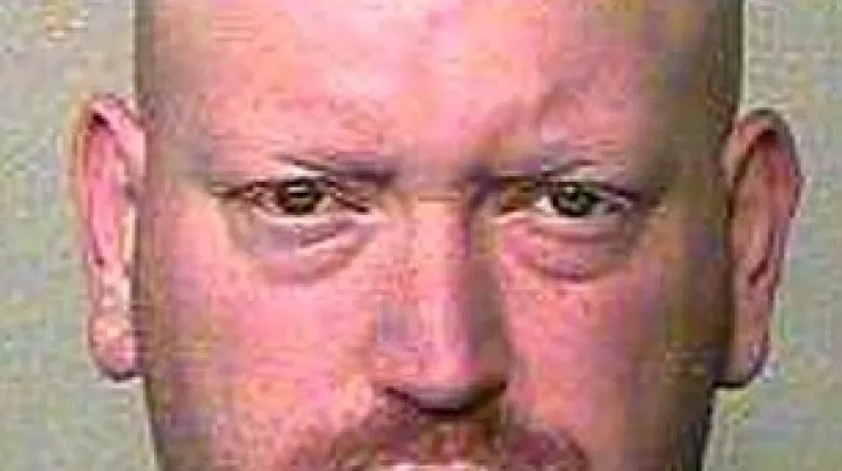 Natjerao djevojku da gleda brutalno ubojstvo!