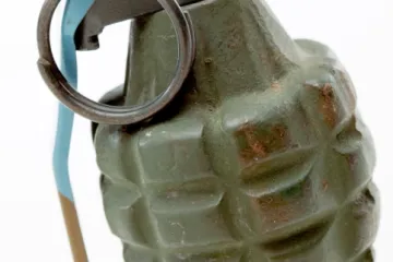 Bombom napali banku, petero mrtvih