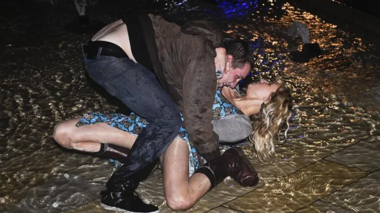 Pirotehnika i zalutali metak ubili dvije osobe