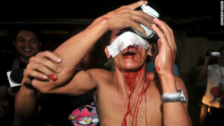 Petarde i zalutali meci ozlijedili 739 osoba!