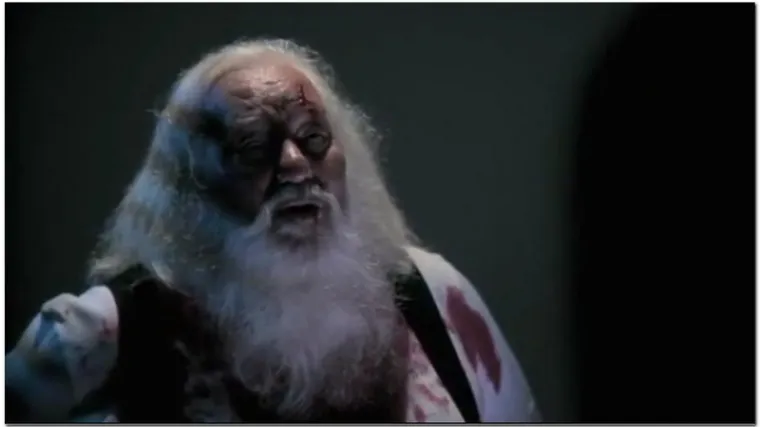 Vjerski fanatici izboli Djeda Mraza nožem