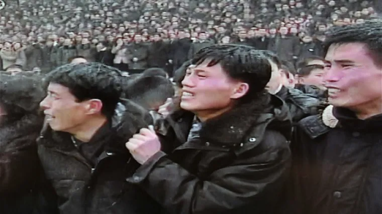 Civilima zabranili ugrijati se na sprovodu 'Dragog vođe'