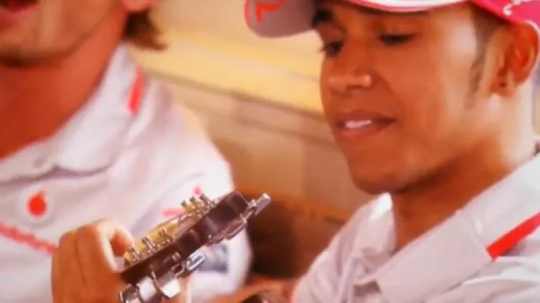 Lewis Hamilton postaje pop zvijezda!