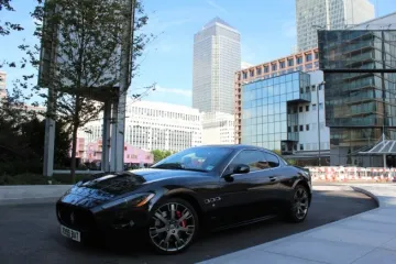 Klinac 'posudio' očev Maserati i divljao po gradu