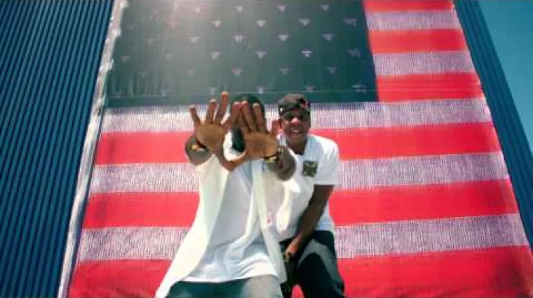 Pjesmom izvrijeđao bogate repere