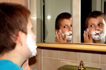 Iako ima tek 15 godina, želi postati muškarac!