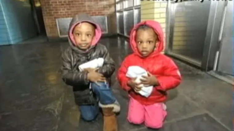 Ostavila ih na cesti, dala im pelene i oti&scaron;la