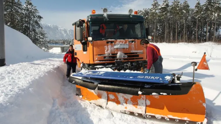 Bandić šalje traktore i ralice u pomoć Dalmaciji
