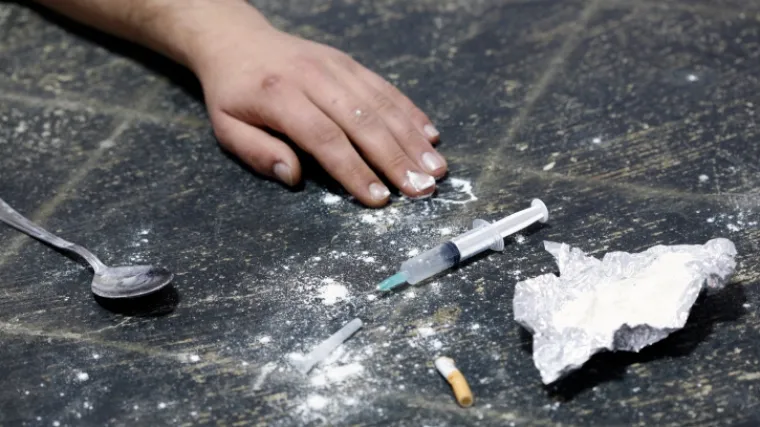 Majka drogirala djecu injekcijama heroina