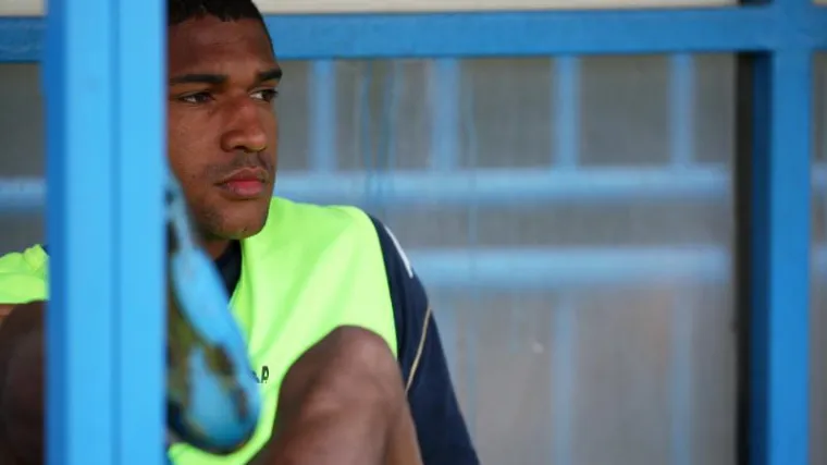 Novi ispad: Sammir s leđa udario suparnika!