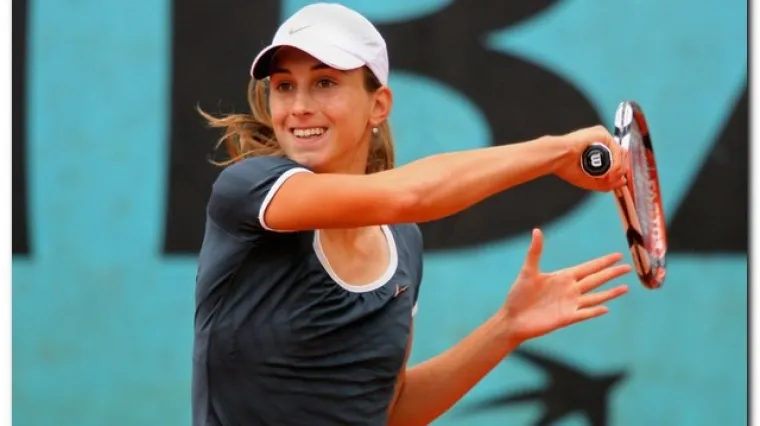 Petra kreirala senzaciju pa predala finale