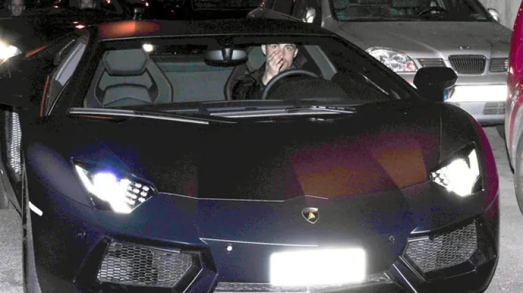 Ronaldo ne zna upaliti svog Lamborghinija