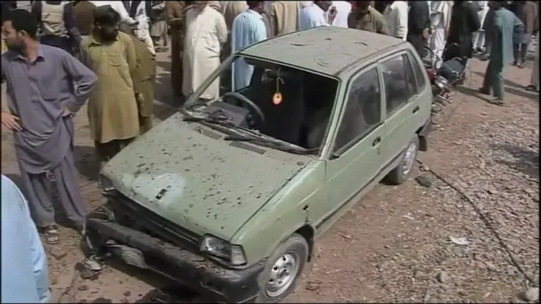 Bacili bombu na pogrebnu povorku