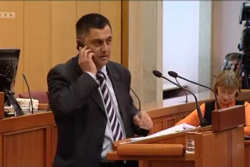 Saborski igrokaz u stilu Alan Forda!