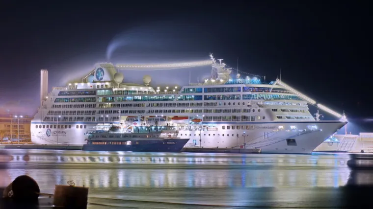 Drama na luksuznom kruzeru!