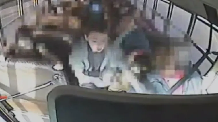 Pogledajte kako je dječak spasio svoje kolege