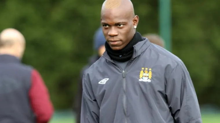 Balotelli zaplovio reperskim vodama