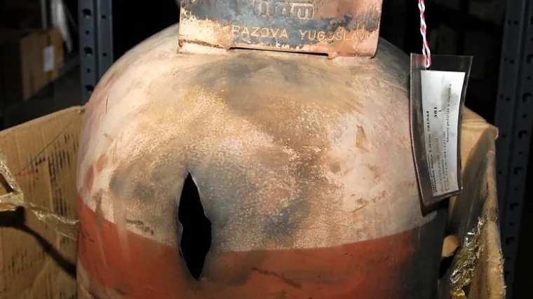 Branitelj prijetio da će se raznijeti plinskom bocom