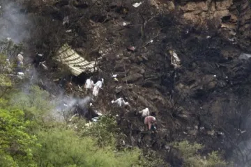 Strmoglavio se zrakoplov sa 131 putnikom!