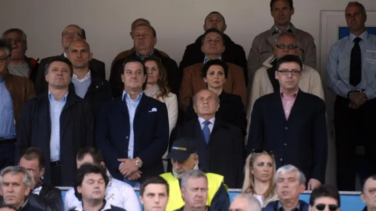 Bliski susret velikih neprijatelja u svečanoj loži