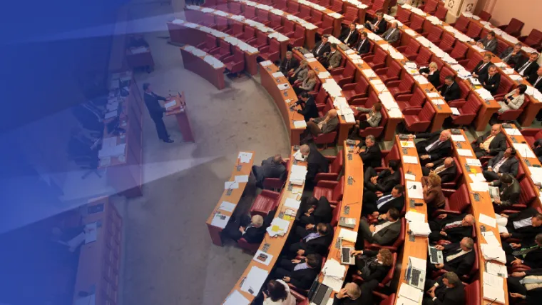 U Saboru ni&scaron;ta novo: Zastupnici i dalje zabu&scaron;avaju
