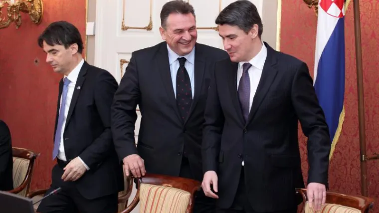 Čačić i Milanović se &scaron;ale, ali građanima nije do smijeha!