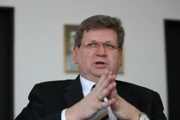 Mrsić sindikalcima: Vlada neće podleći ucjenama!