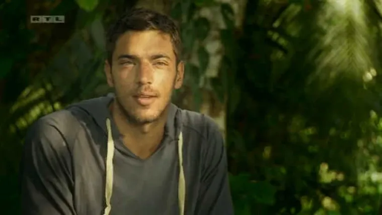 Hoće li Ava ostati shrvana Vladinom čestitkom?