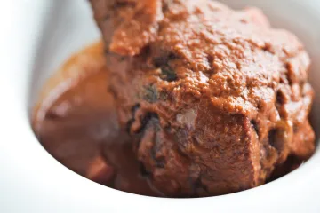 Slasna kombinacija - pureći batak i crno vino!