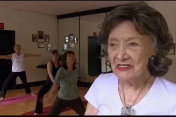 Najstarija instruktorica joge na svijetu