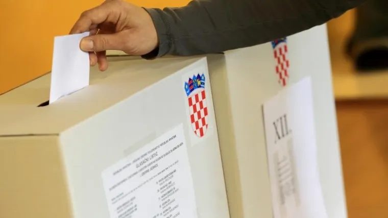 Hrvatska podijeljena na pet većih izbornih jedinica?