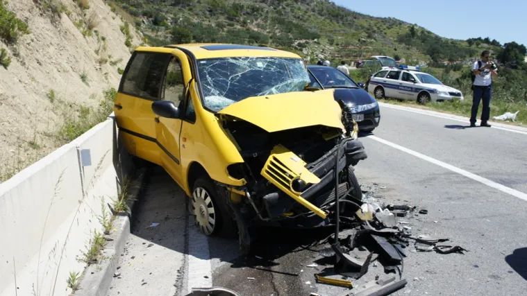 Troje djece ozlijeđeno u prometnoj kod Makarske