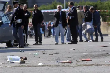 Eksplozija bombe ispred škole ubila učenicu!