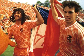 'Tulipani' i Van Bastenov volej zadivili Europu