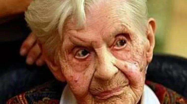 Stoljetna dama umrla u svom naslonjaču
